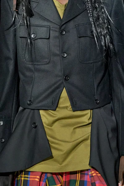 Look 106